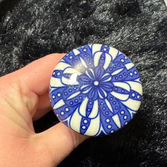 Set Of 3 Wine Bottle Stoppers Decorative Silver Glass & Ceramic Designs Stoller - Picture 2 of 6